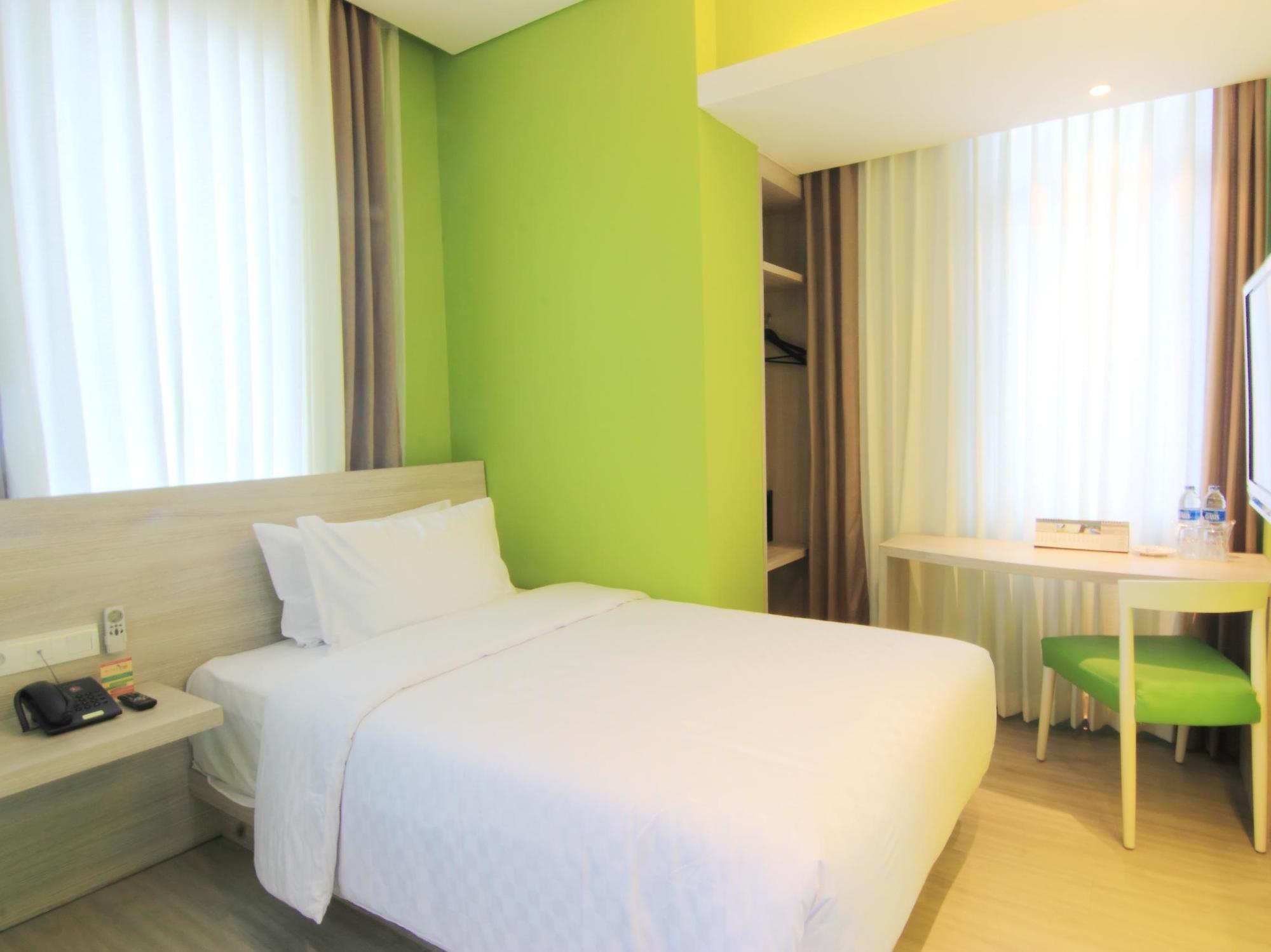 Royal City Hotel Jakarta Extérieur photo