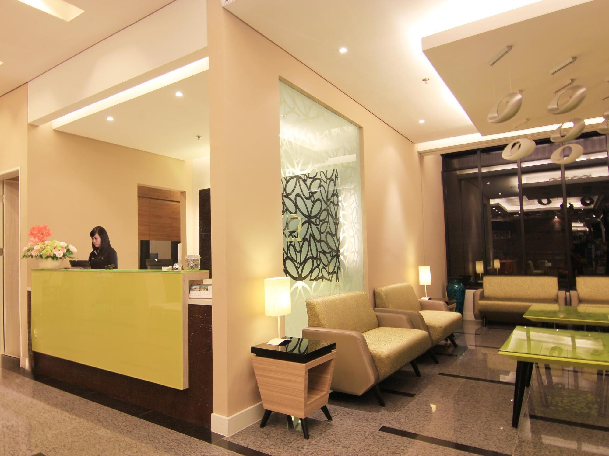Royal City Hotel Jakarta Extérieur photo