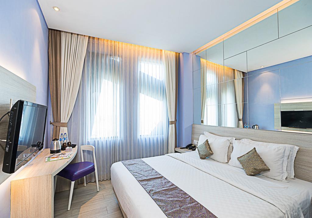 Royal City Hotel Jakarta Extérieur photo