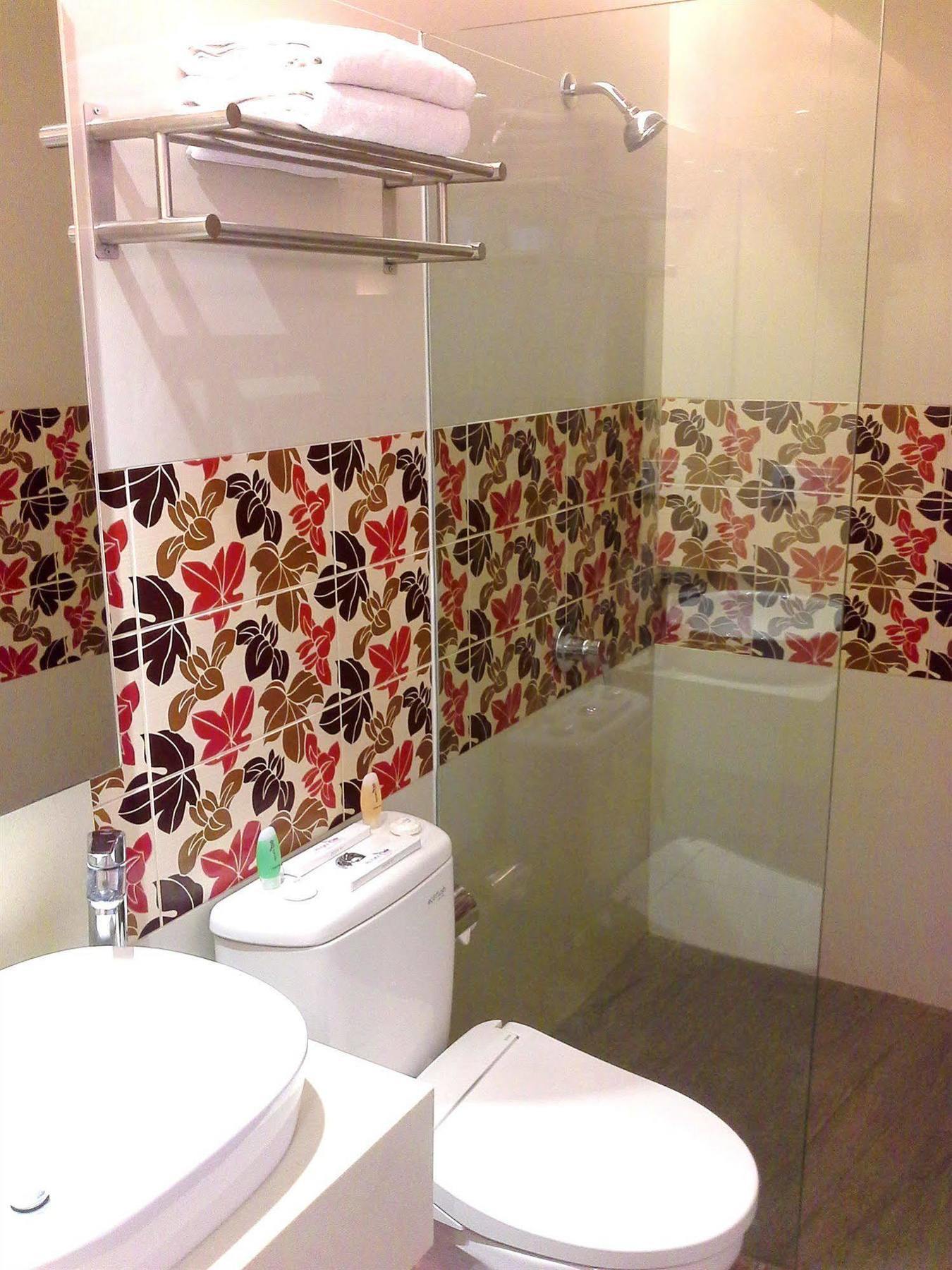 Royal City Hotel Jakarta Extérieur photo