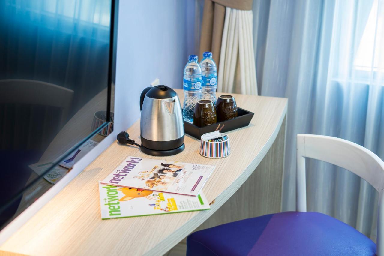 Royal City Hotel Jakarta Extérieur photo