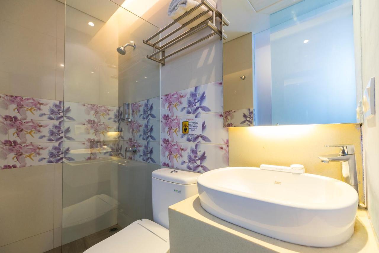 Royal City Hotel Jakarta Extérieur photo