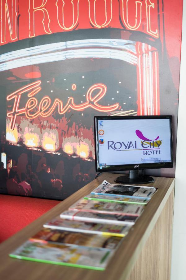 Royal City Hotel Jakarta Extérieur photo